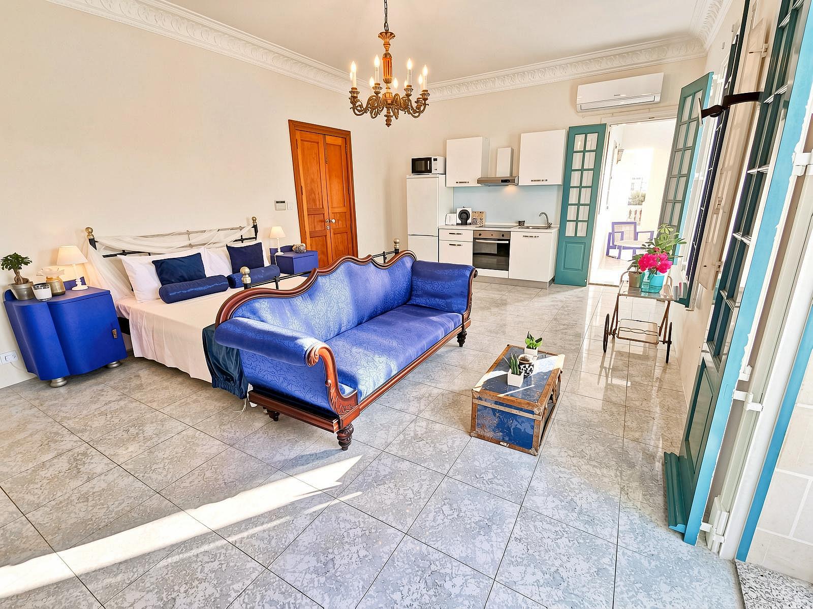 King's Landing - Outstanding Luxury House w/ Pool + Gym - Gallery - 65