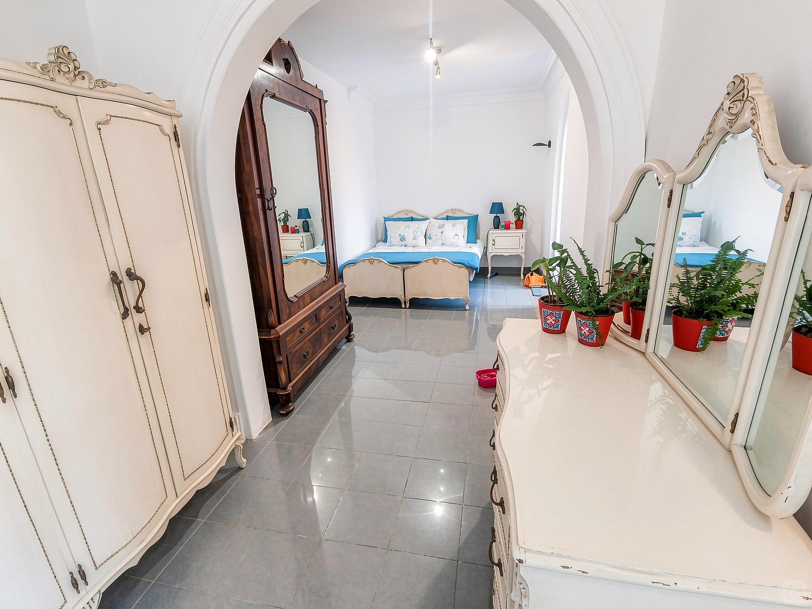 King's Landing - Outstanding Luxury House w/ Pool + Gym - Gallery - 63
