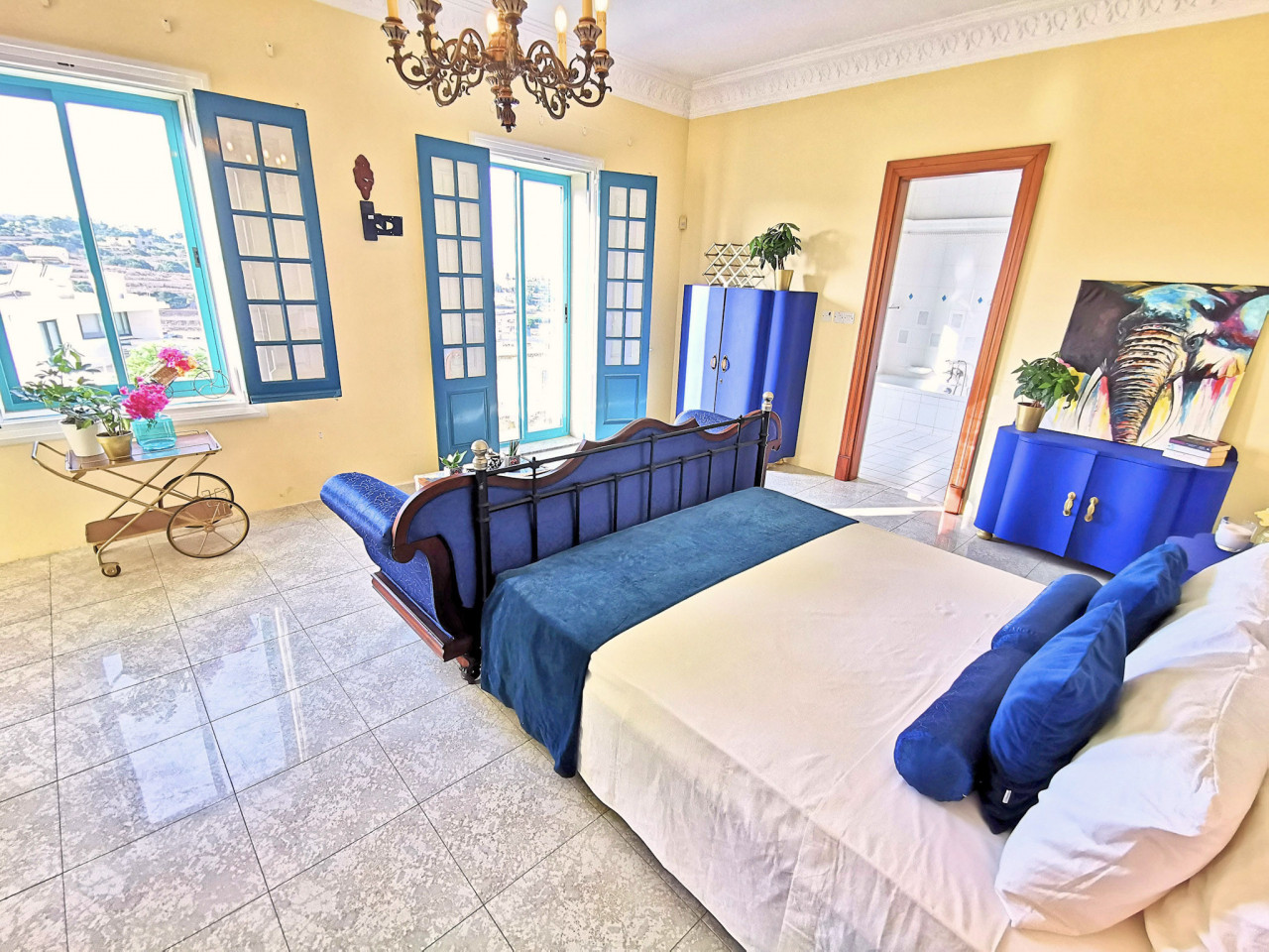 King's Landing - Outstanding Luxury House w/ Pool + Gym - Gallery - 33