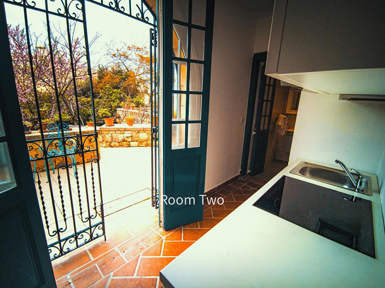 King's Landing - Outstanding Luxury House w/ Pool + Gym - Gallery - 59