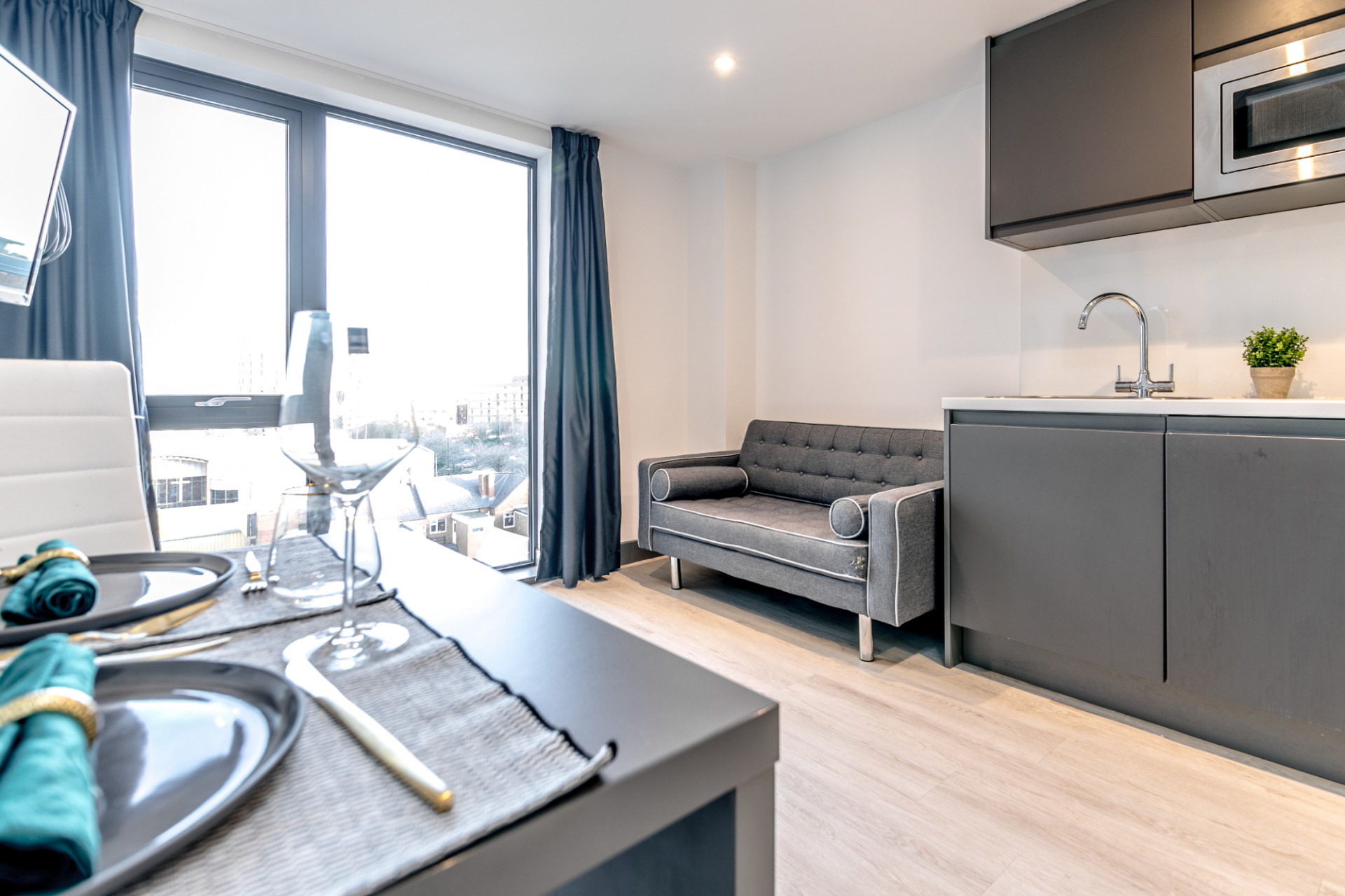  Mezzanine Studio  -  33 Parkside  - Gallery -  34