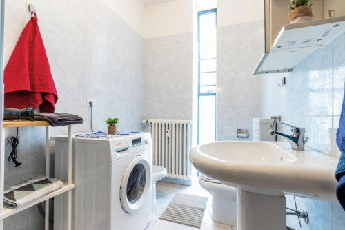 Fair double bedroom in a student flat, in Quartiere 2 Nord - Gallery - 8