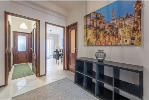 Excellent 3-bedroom apartment next to General Torres metro station - Gallery - 16