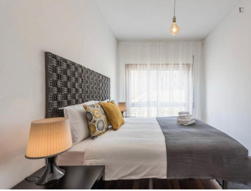 Excellent 3-bedroom apartment next to General Torres metro station - Gallery - 12