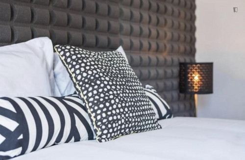 Excellent 3-bedroom apartment next to General Torres metro station