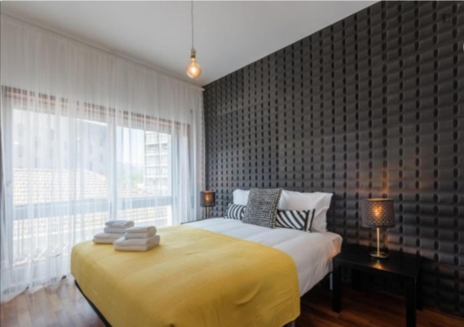 Excellent 3-Bedroom Apartment Next To General Torres Metro Station - Excellent 3-bedroom apartment next to General Torres metro station - Gallery - 1
