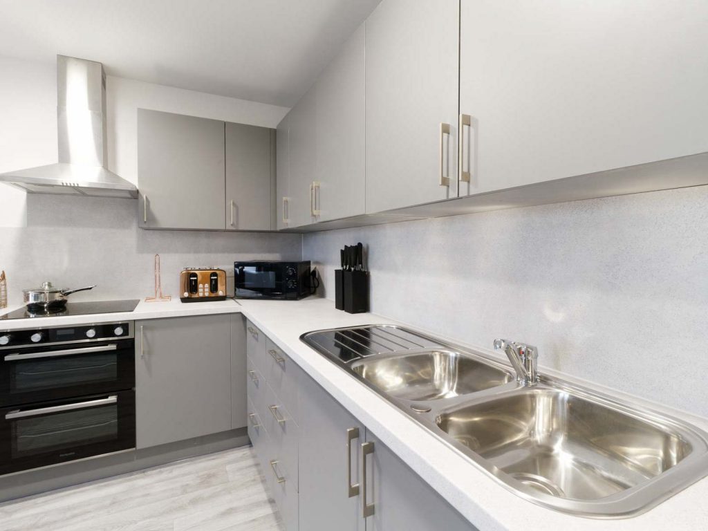  Classic En Suite  -  Oldway Centre  - Gallery -  8