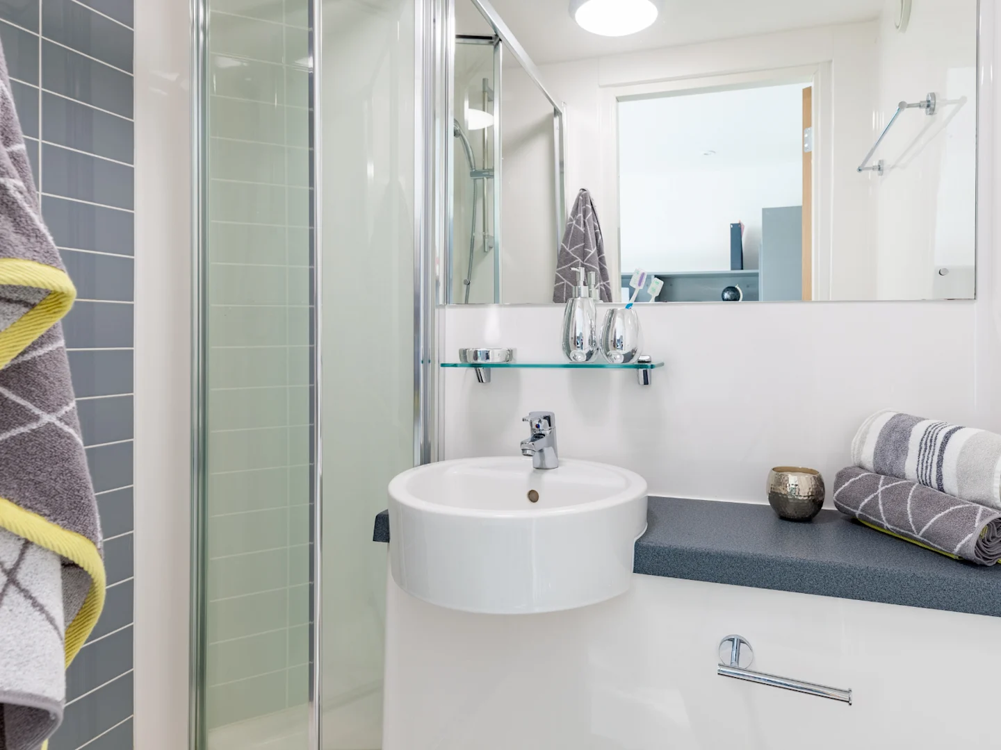  Classic Plus En Suite  -  Oldway Centre  - Gallery -  7