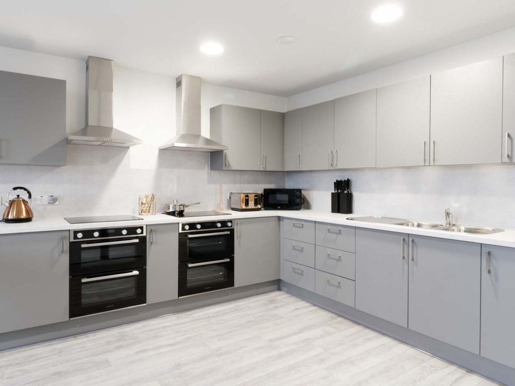 Standard En Suite  -  Oldway Centre  - Gallery -  10