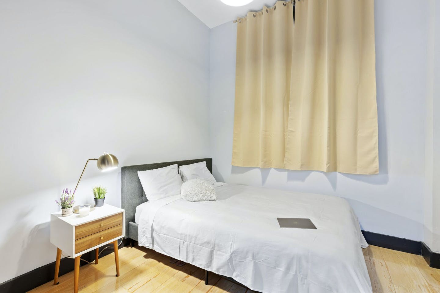 Master Bedroom - 31