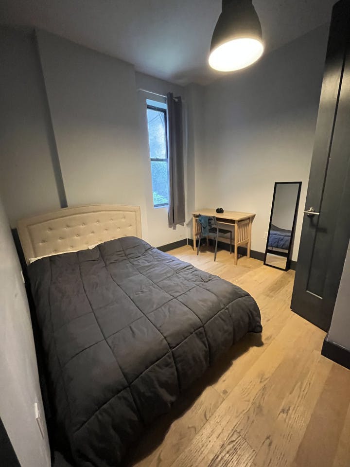 Master Bedroom - 27