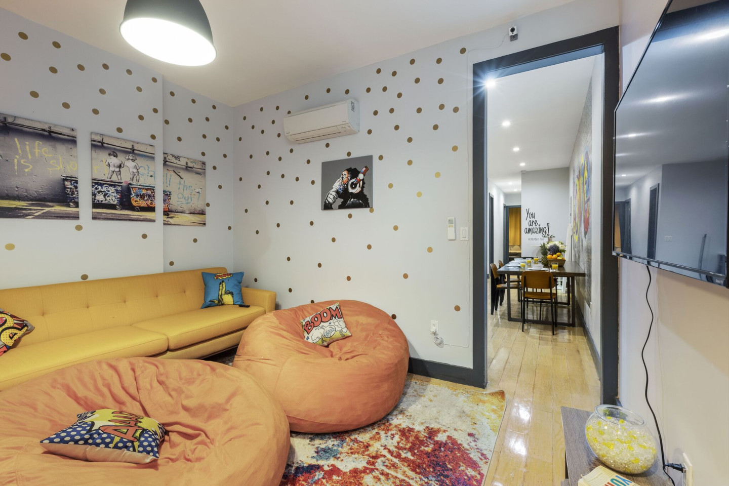 Queen Bedroom - 19