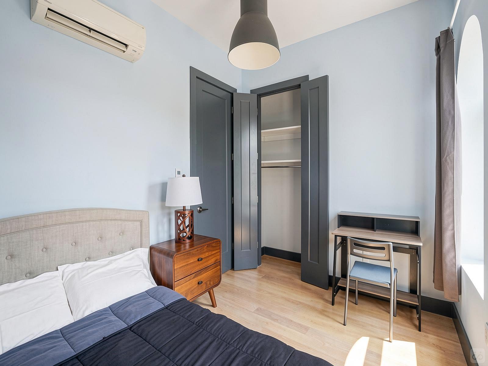Private Room - 25