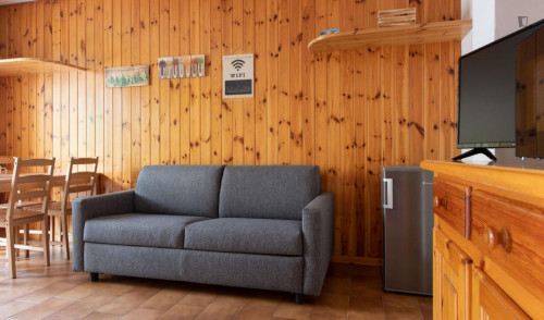 Splendid 1-bedroom apartment in Premadio - Gallery - 26