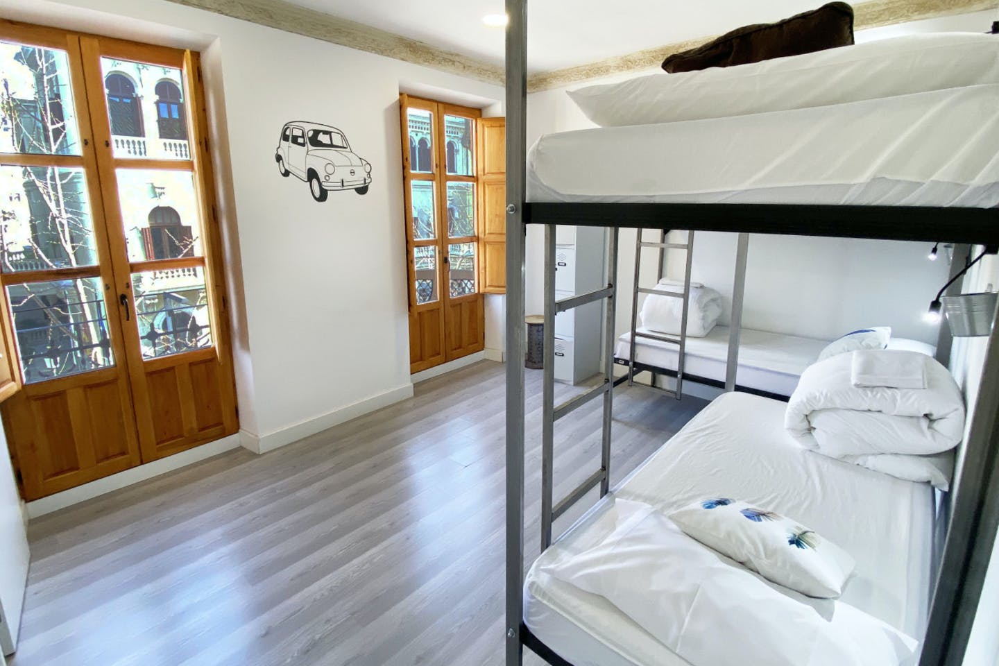  Bed In A 4-Bed Mixed Gender Room  -  Granada Center Home  - Gallery -  7