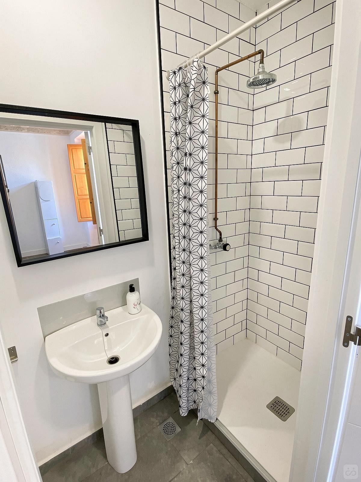  Bed In A 4-Bed Mixed Gender Room  -  Granada Center Home  - Gallery -  93