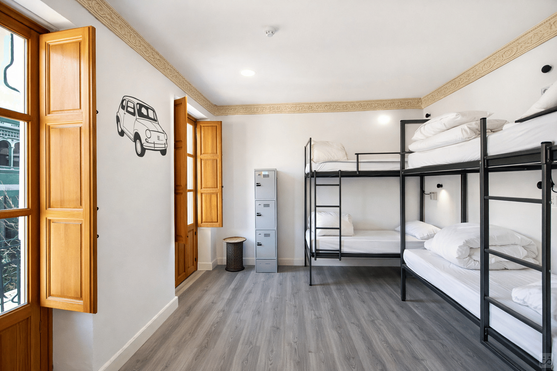  Bed In A 4-Bed Mixed Gender Room  -  Granada Center Home  - Gallery -  105
