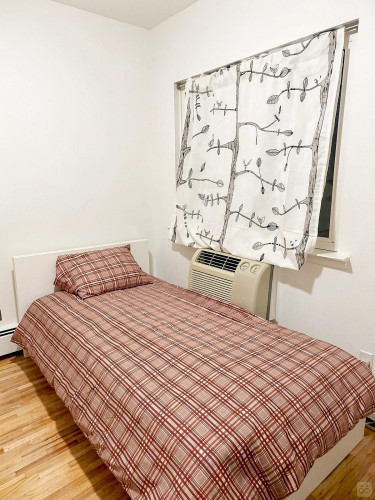74th Home - Gallery - 21