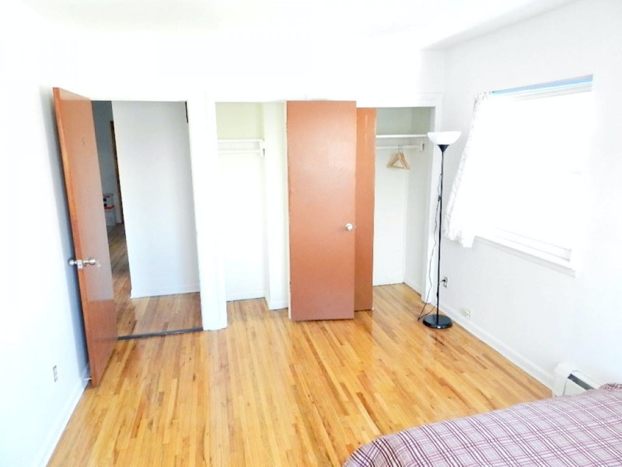 Room B - 6