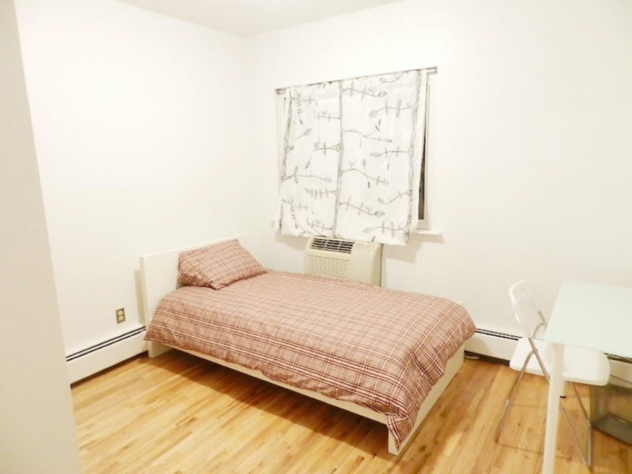 Room C - 6