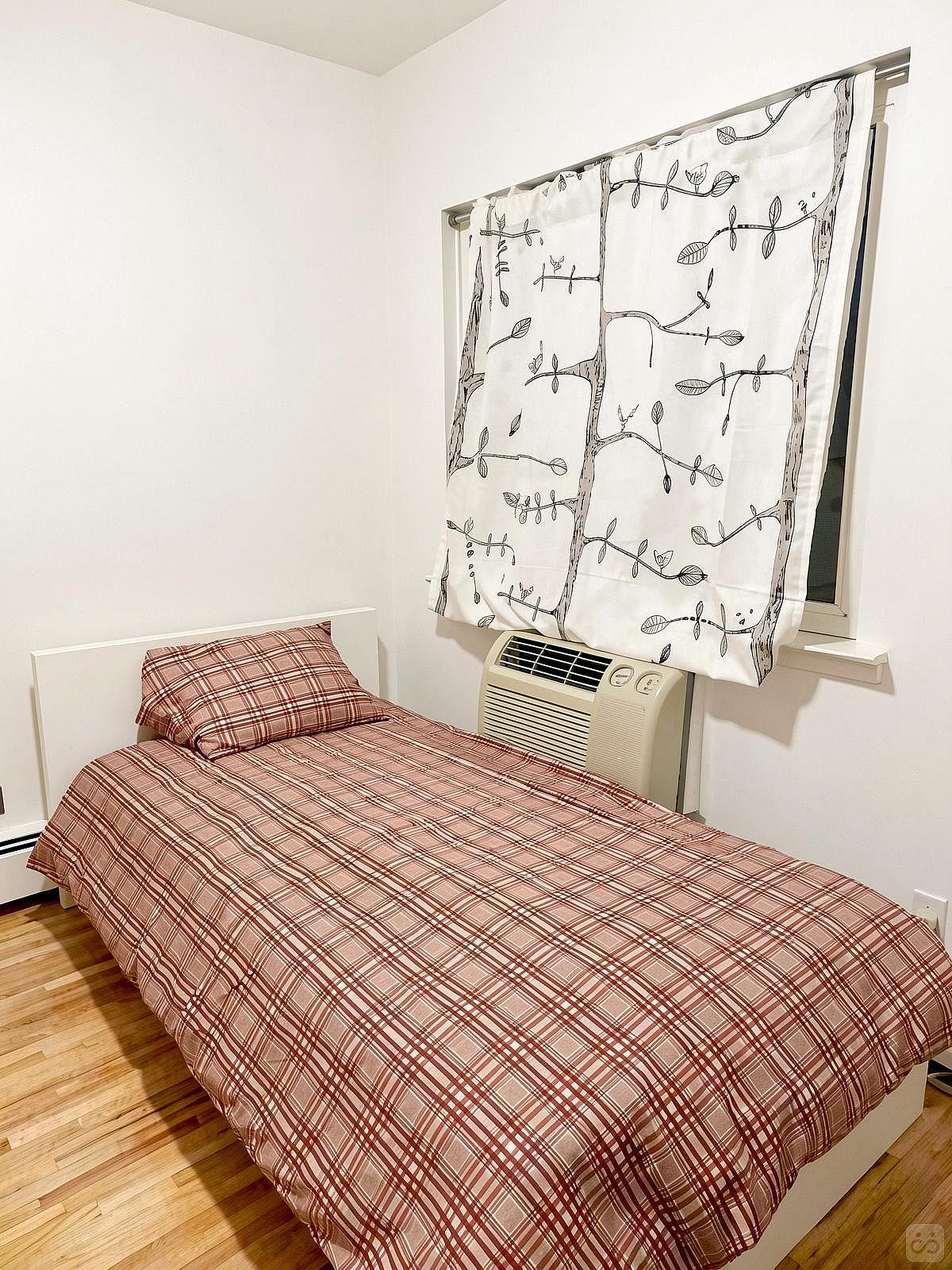 Room C - 25