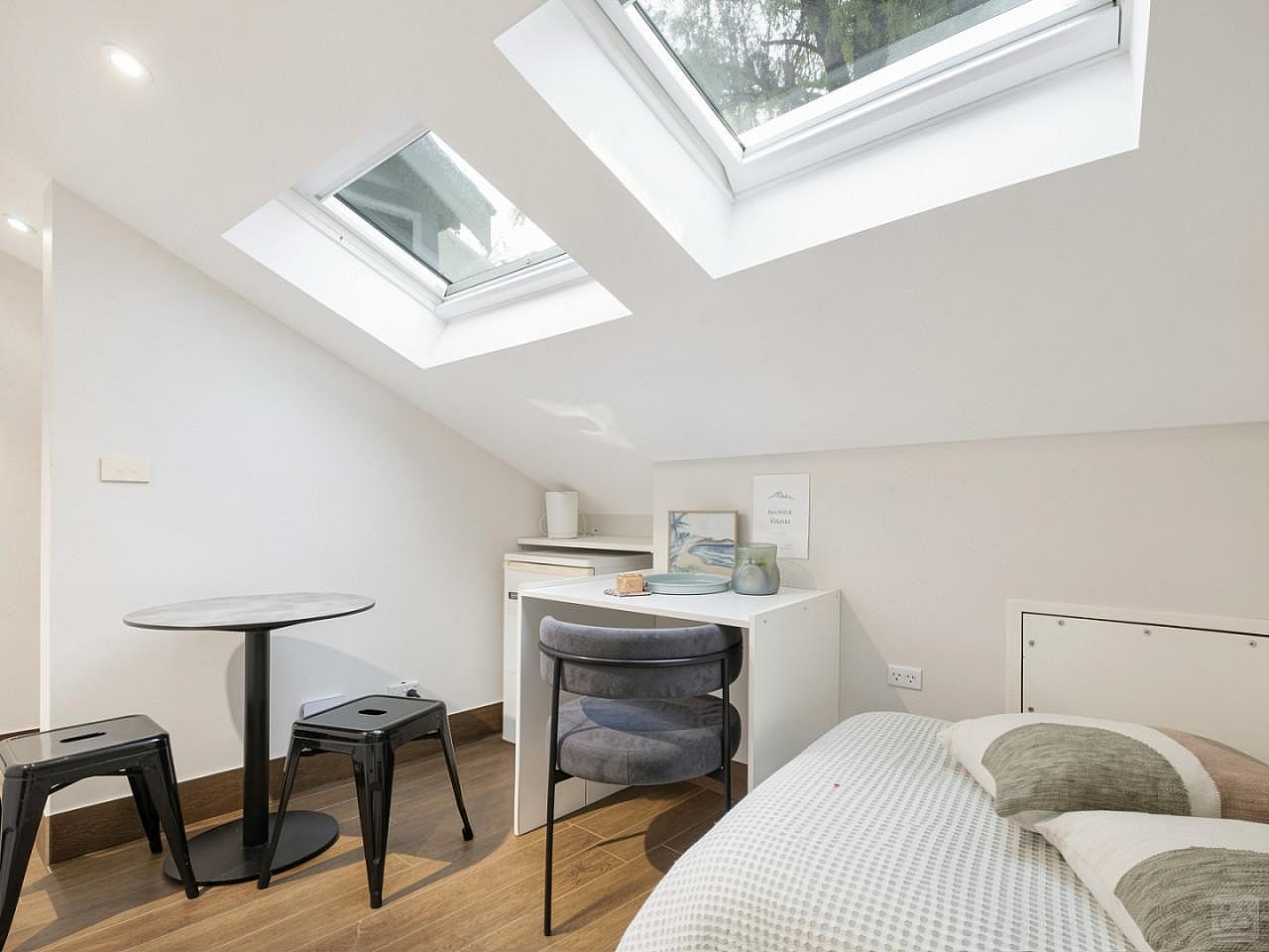  Standard Twin Room  -  Restored Federation Style House w/ Terrace  - Gallery -  71