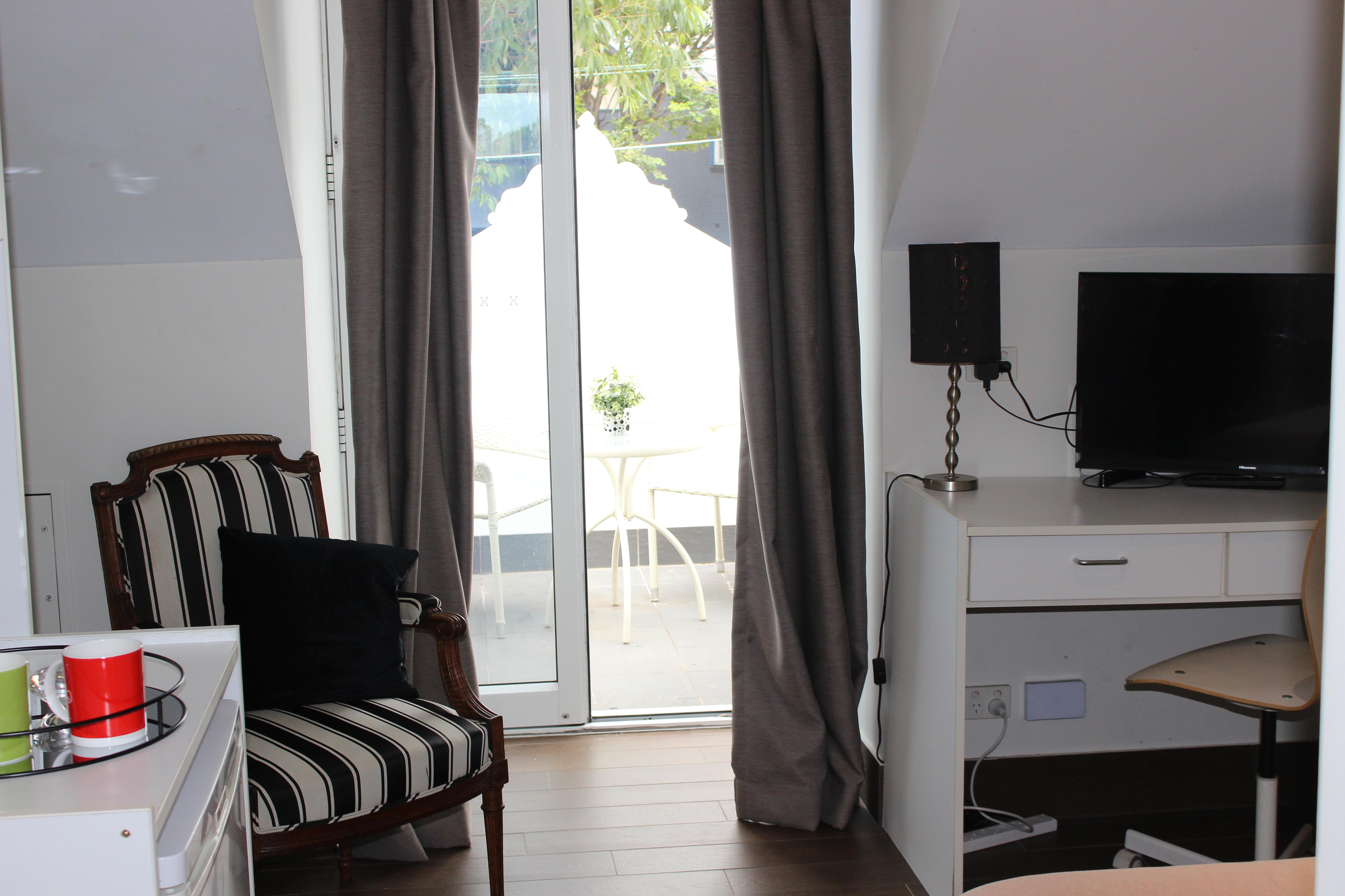  Deluxe Double Room  -  Restored Federation Style House w/ Terrace  - Gallery -  51