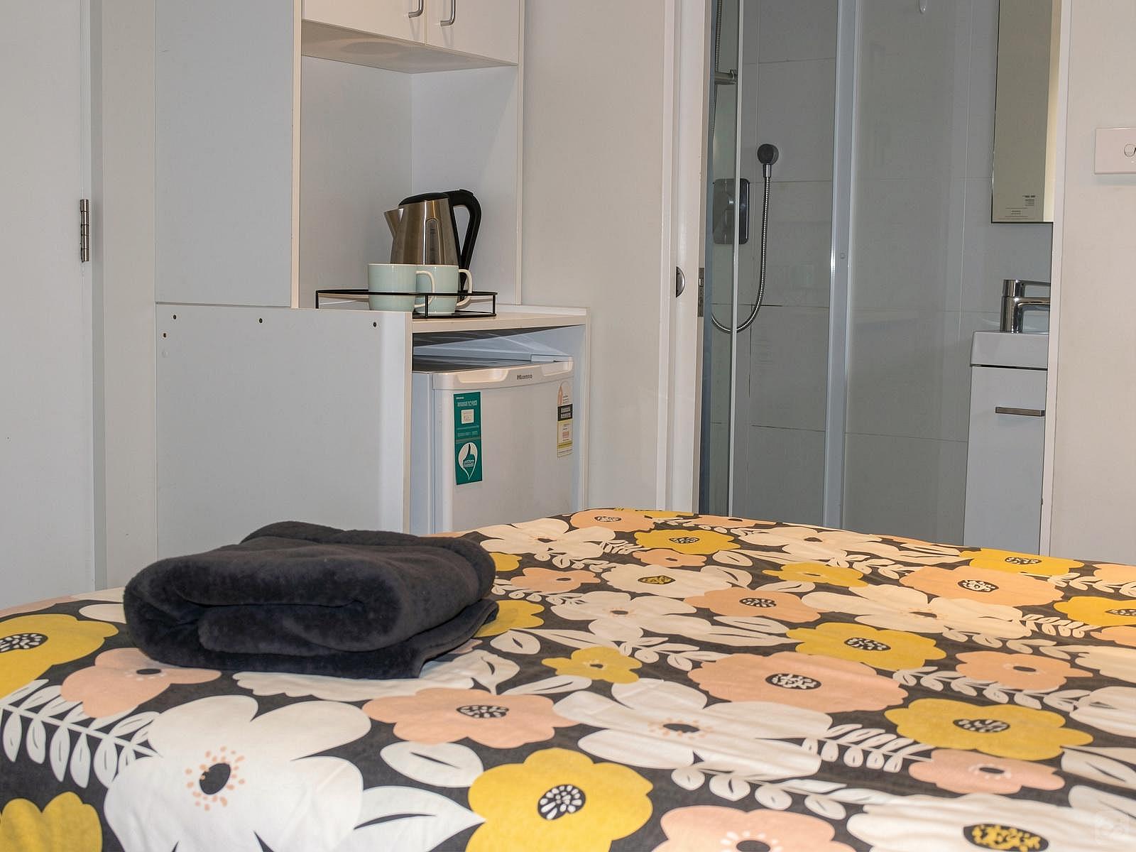  Deluxe Double Room  -  Restored Federation Style House w/ Terrace  - Gallery -  66