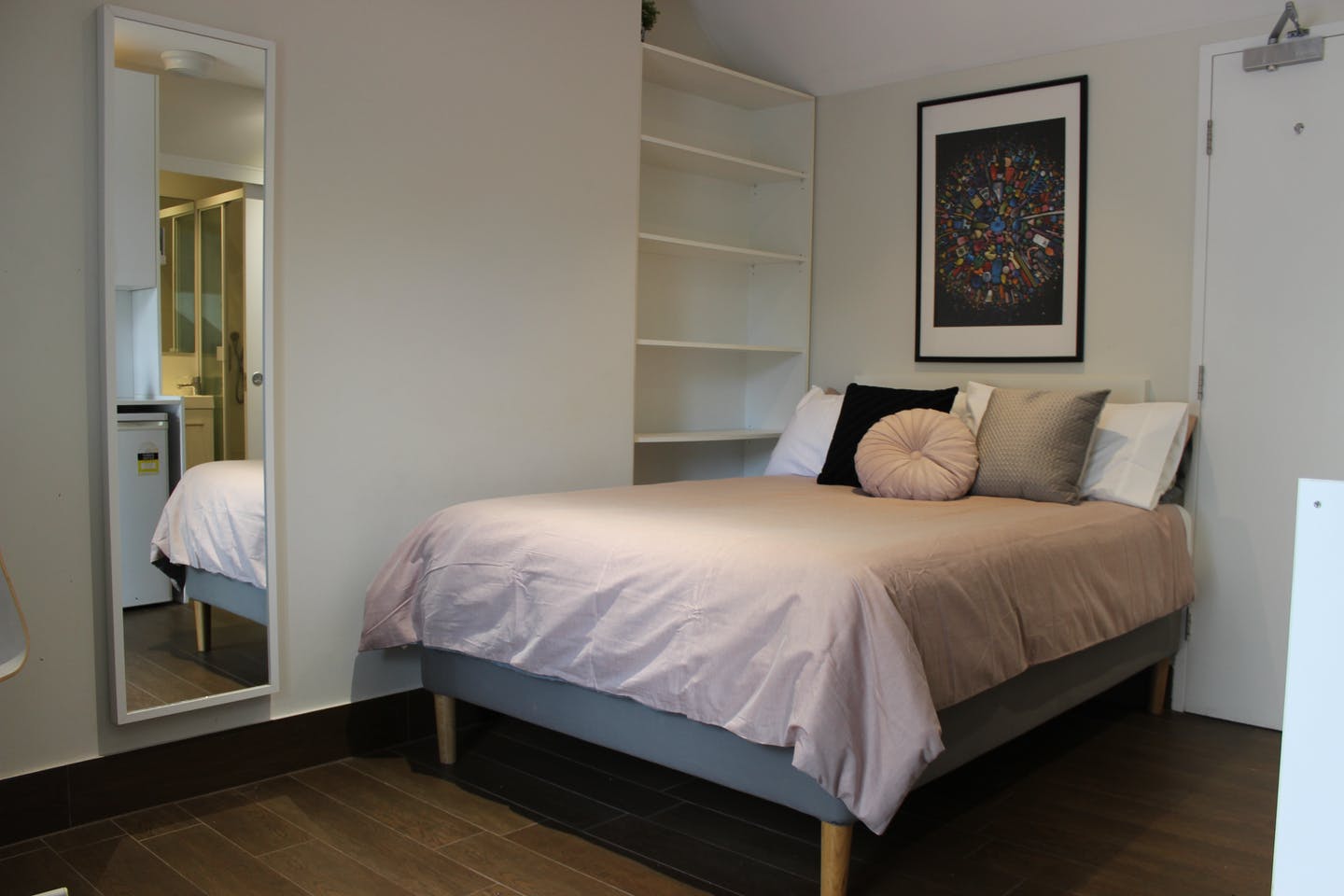  Deluxe Double Room  -  Restored Federation Style House w/ Terrace  - Gallery -  1