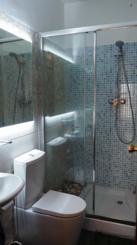Fully equipped, central, spacious apartment  - Gallery - 14