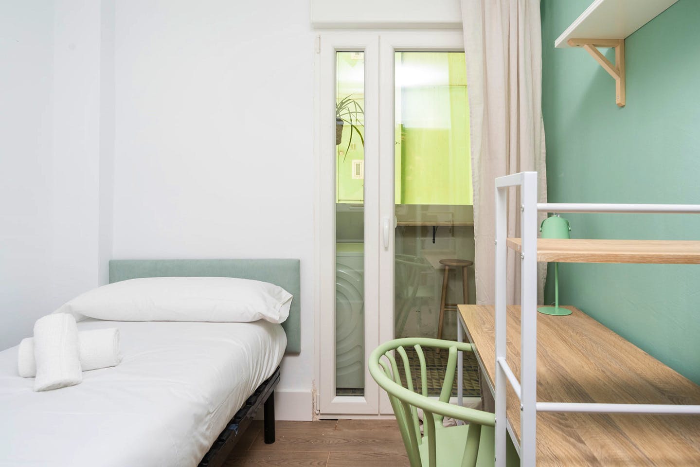 Private Single Room D4 - 5