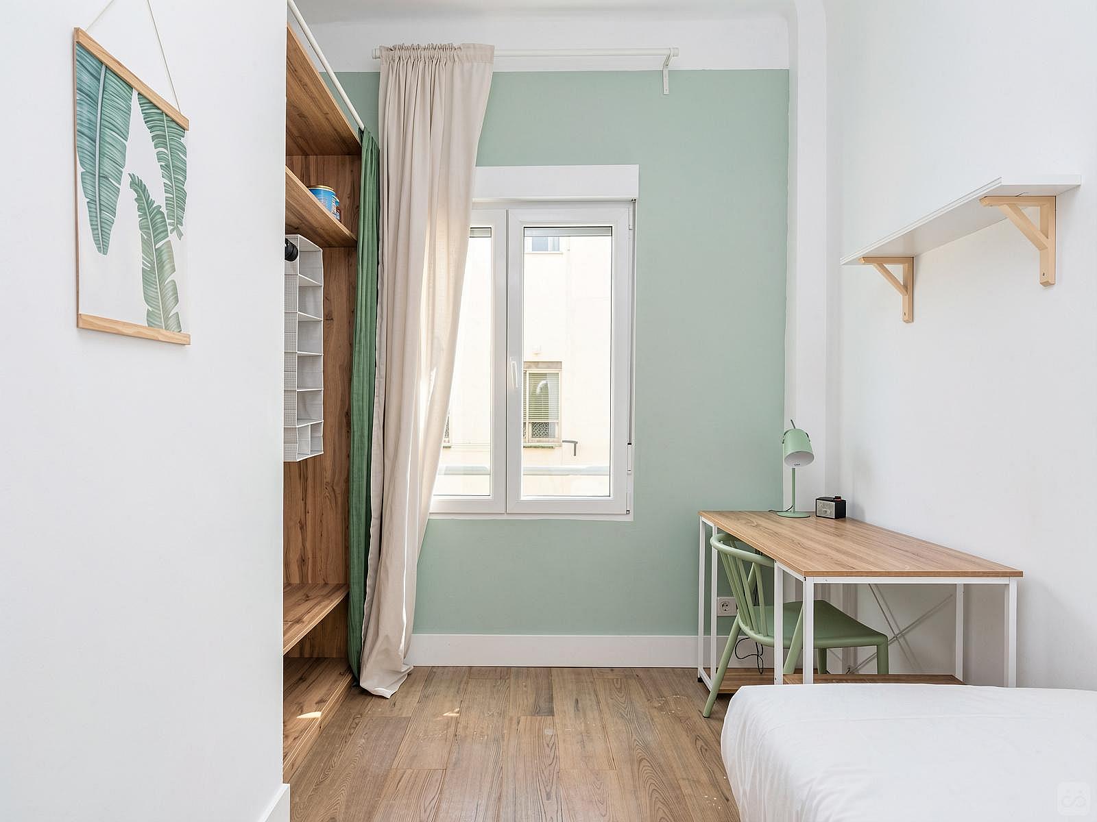 Private Single Room D6 - 18