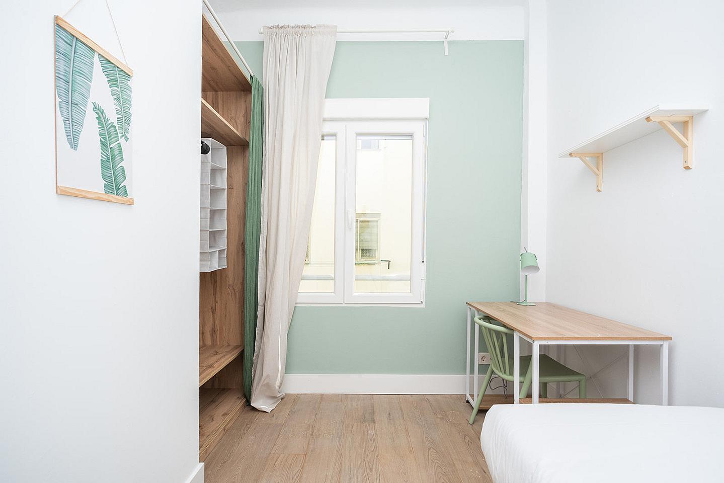 Private Single Room D6 - 12