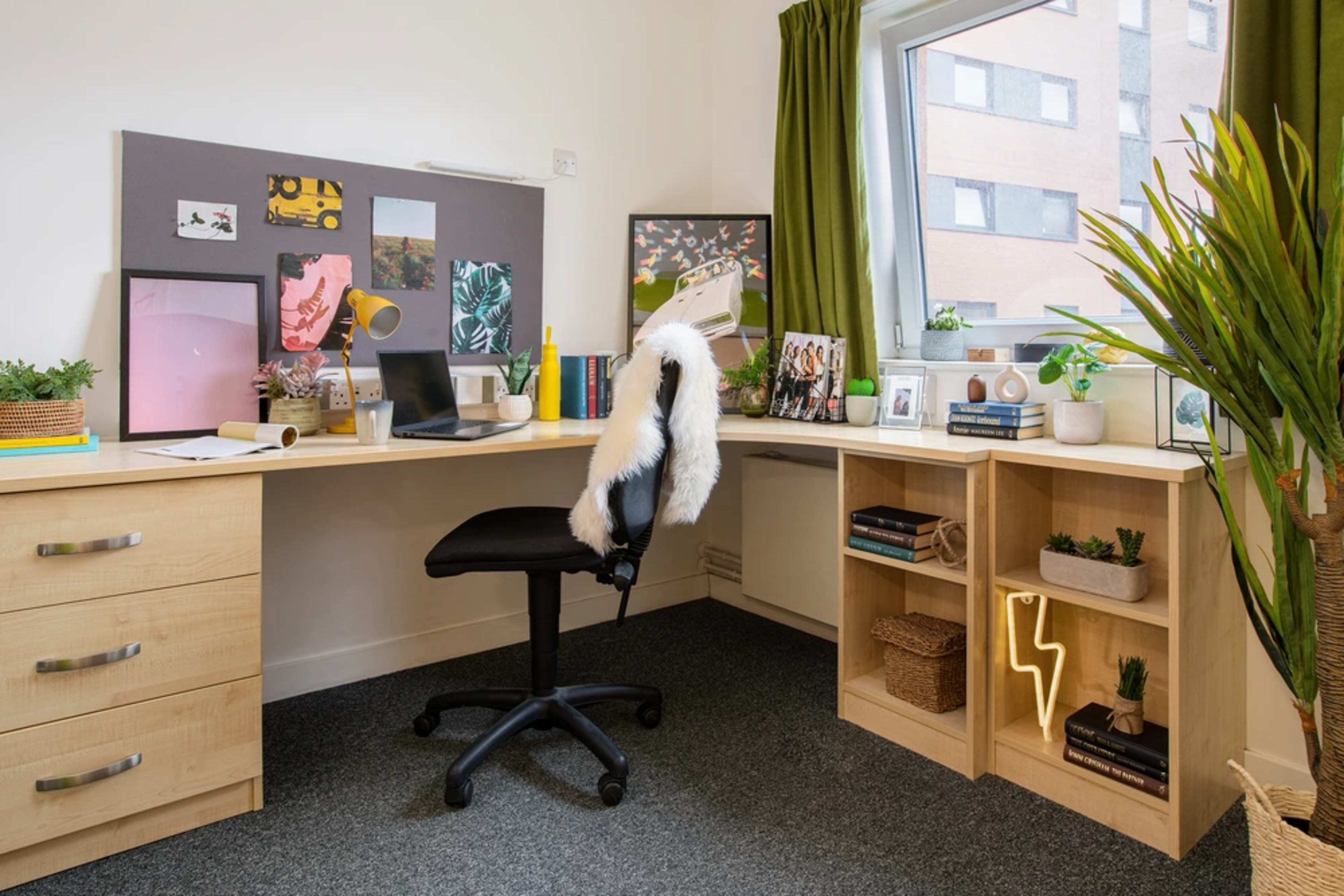  Double Wheelchair Accessible En-Suite  -  unite students Mary Sturge  - Gallery -  2