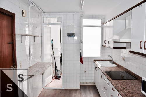 Very cute single bedroom near Facultat de Geografia i Història
