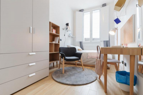 Cute double bedroom in Aurora
