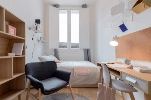 Cute double bedroom in Aurora