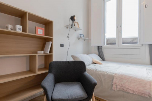 Cute double bedroom in Aurora