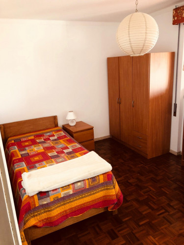 Snug single bedroom with balcony in São Sebastião, next to University of Coimbra - Gallery - 19