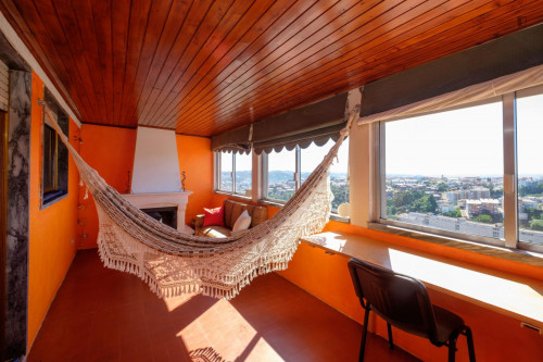 Snug single bedroom with balcony in São Sebastião, next to University of Coimbra - Gallery - 17