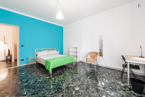 Stylish and bright bedroom near Bari Sud Est train station