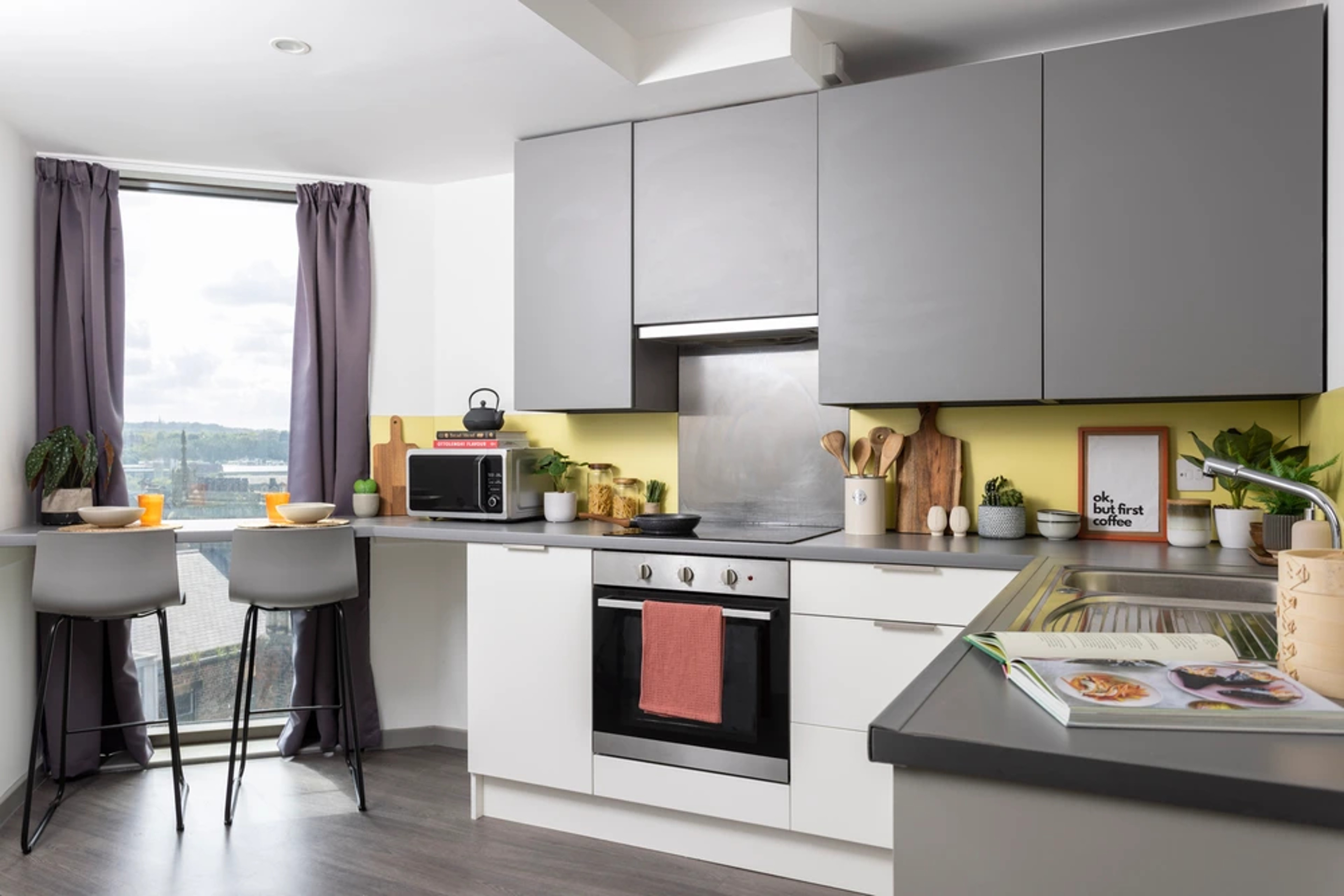  Large Standard Double Studio  -  Unite Students Newgate Court  - Gallery -  3