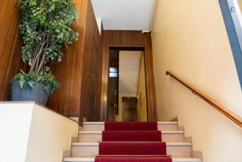 Beautiful 2-bedroom apartment in the centre of Milan