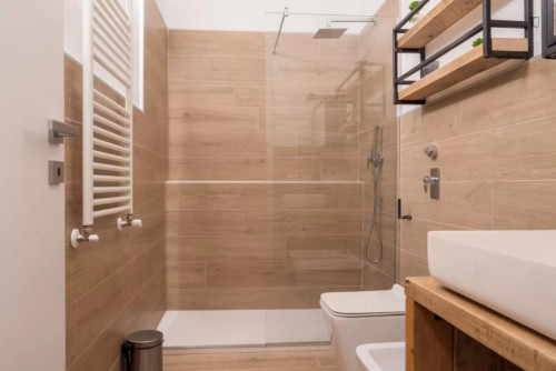 Beautiful 2-bedroom apartment in the centre of Milan - Gallery - 14