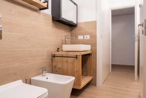 Beautiful 2-bedroom apartment in the centre of Milan - Gallery - 13