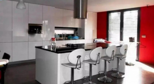 Amazing 4-bedroom house, with outdoor swimming pool, in Vimieiro