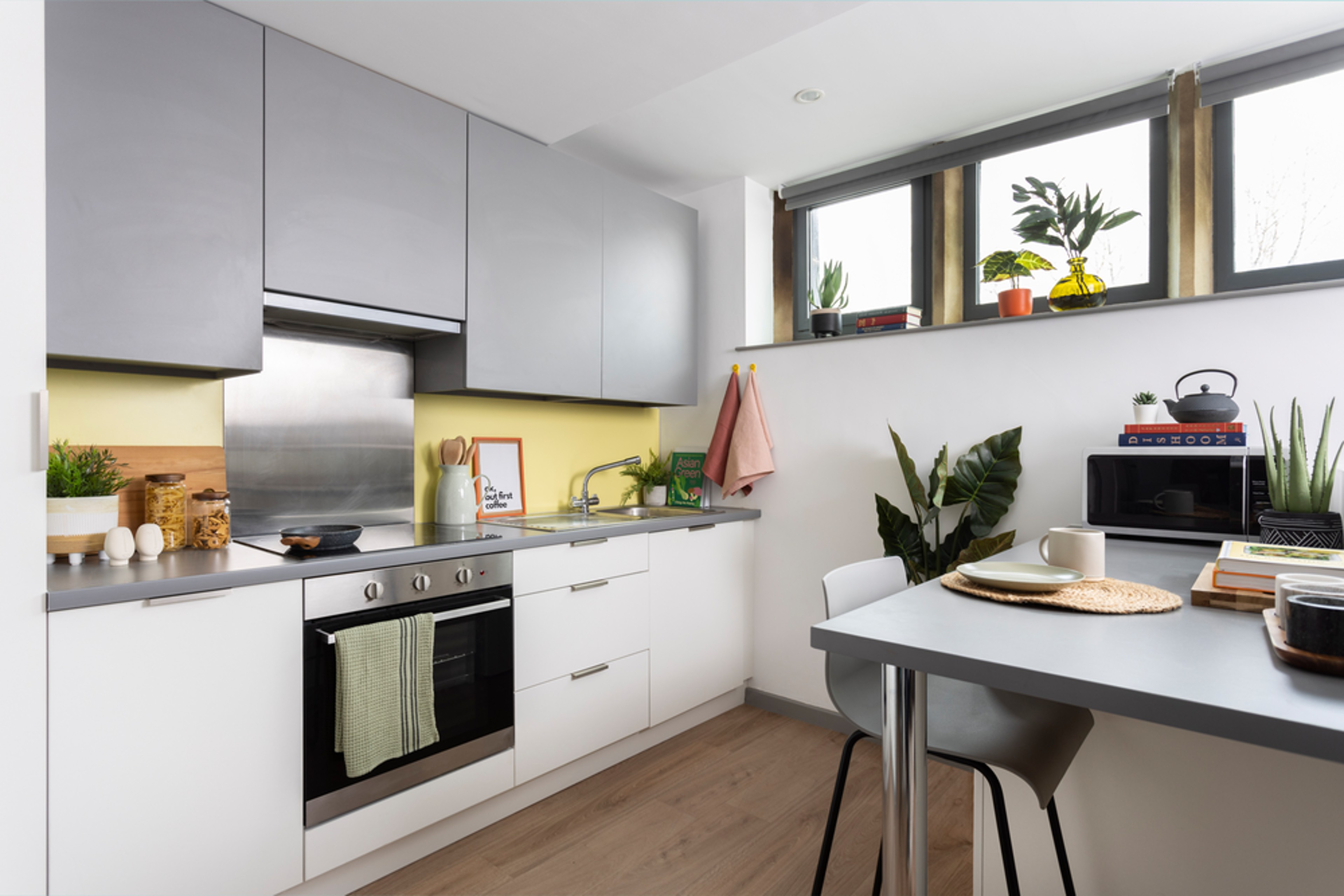  Large Standard Double Studio  -  St Vincent's Place  - Gallery -  3