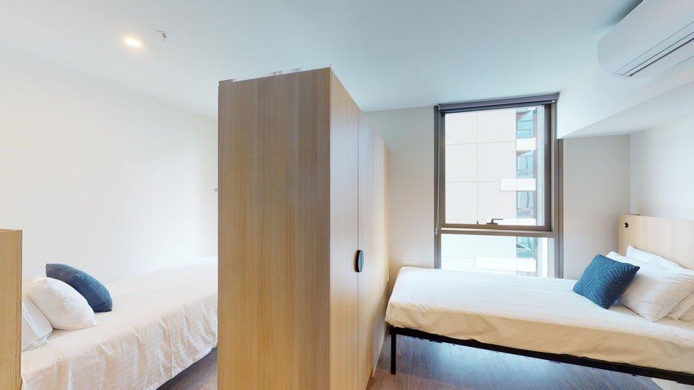 Studio Accessible Twin - 3