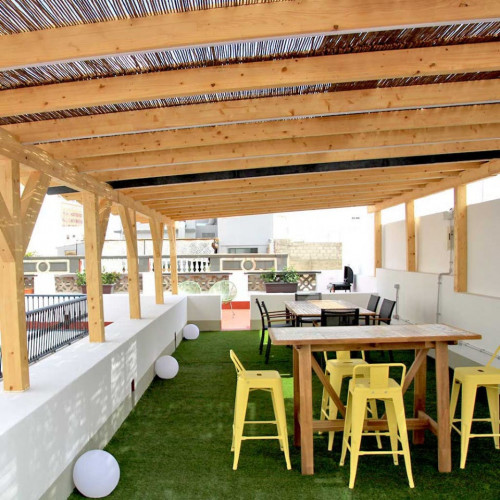 Stylish Coliving Space with Rooftop Terrace in Vibrant Triana - Vegueta