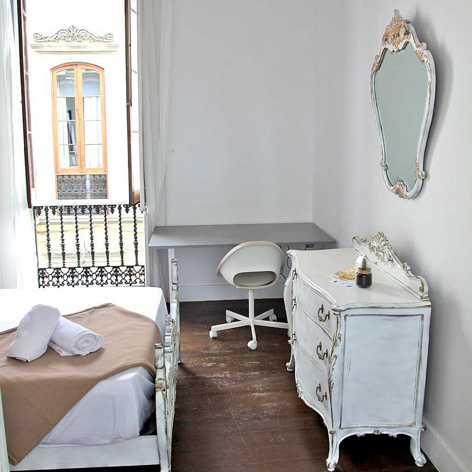 Maspalomas - Stylish Coliving Space with Rooftop Terrace in Vibrant Triana - Vegueta - Gallery - 34